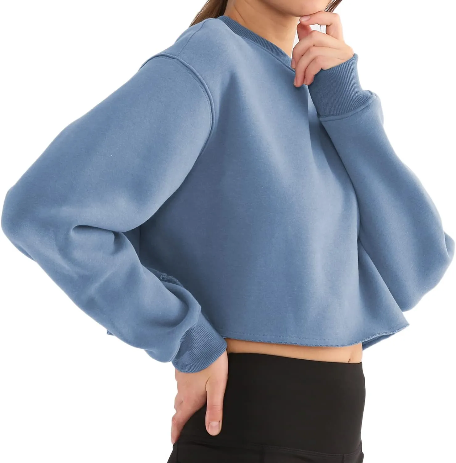 Amazhiyu Women' s Pullover Cropped Sweatshirt Crew Neck Long Sleeve Fleece Crop Tops