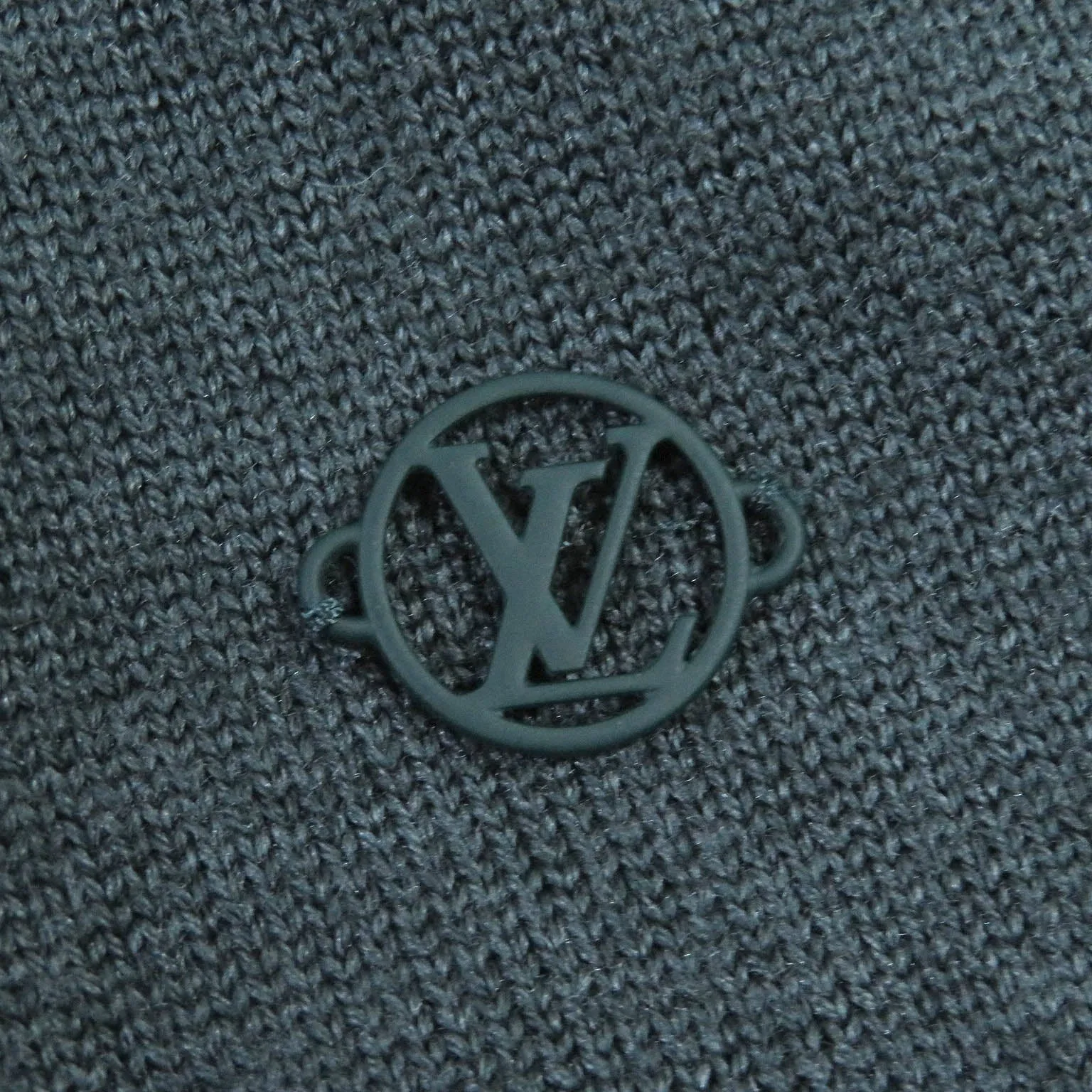 LOUIS VUITTON Long sleeve polo shirt HEN03W Outer material: 70% wool, Outer material: 30% silk, Part: 94% nylon, Part: 6% polyurethane Green navy mens S Used